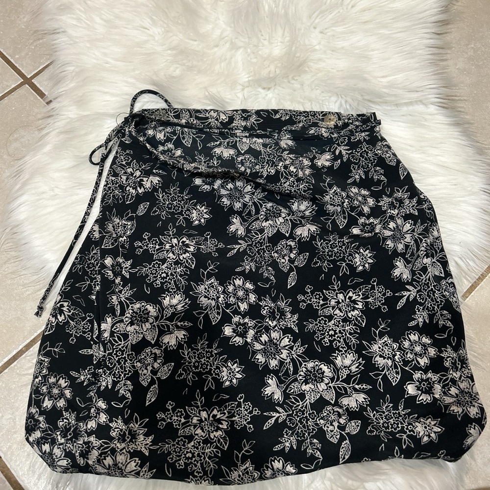 Vintage wrap mini skirt
